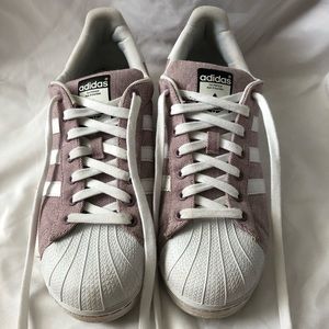 Adidas superstars
